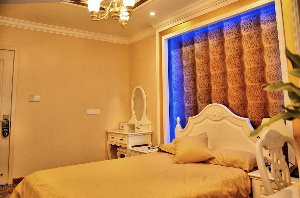 Nafee Hotel Zhenjiang  Rum bild